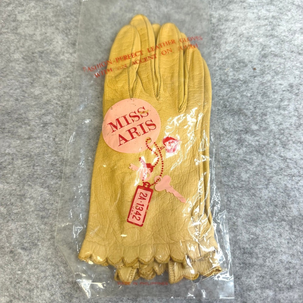 Vintage Miss Aris Yellow Leather Scalloped Edge Gloves Size 6.5 Philippines